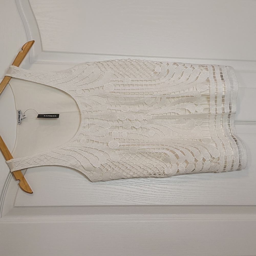 Express U-Neck camisole